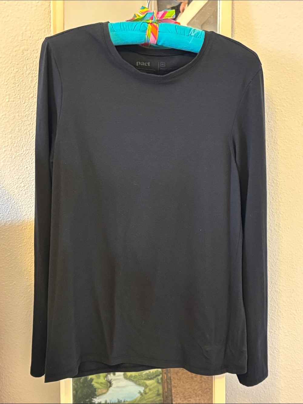 Pact Women’s Long-Sleeve Crew Tee - Black